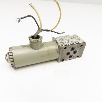 Vickers MOD-6C-31-S35 3 Position Solenoid Valve