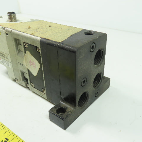 SMC UIUSP-02055 Pneumatic Regulator 29-102psi 0.2-0.7mpA