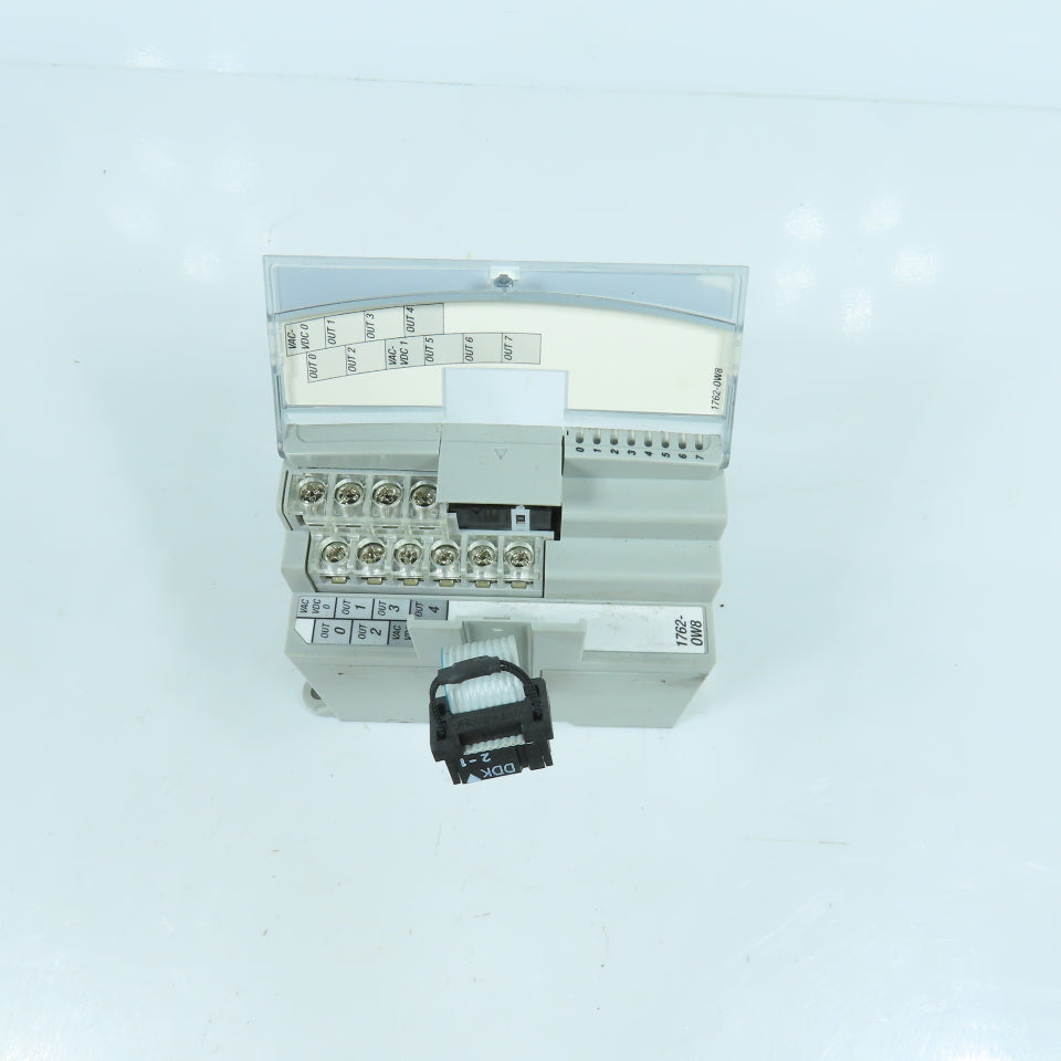 Allen Bradley 1762-OW8 Ser A Rev D MicroLogix 8 PT. VAC/VDC Relay Output Module