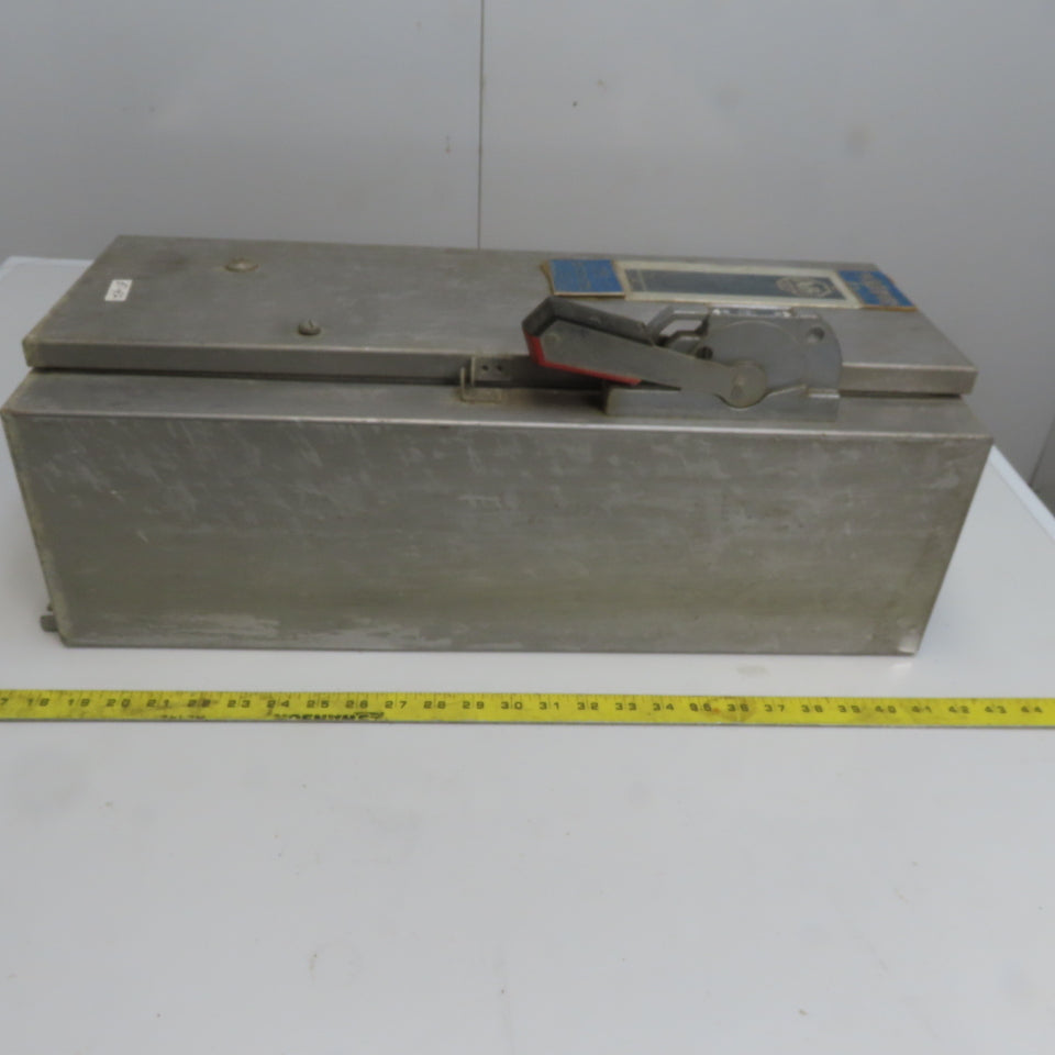 Allen Bradley 512-BCA-25 600V 3Ph Stainless Steel Combination Starter Disconnect