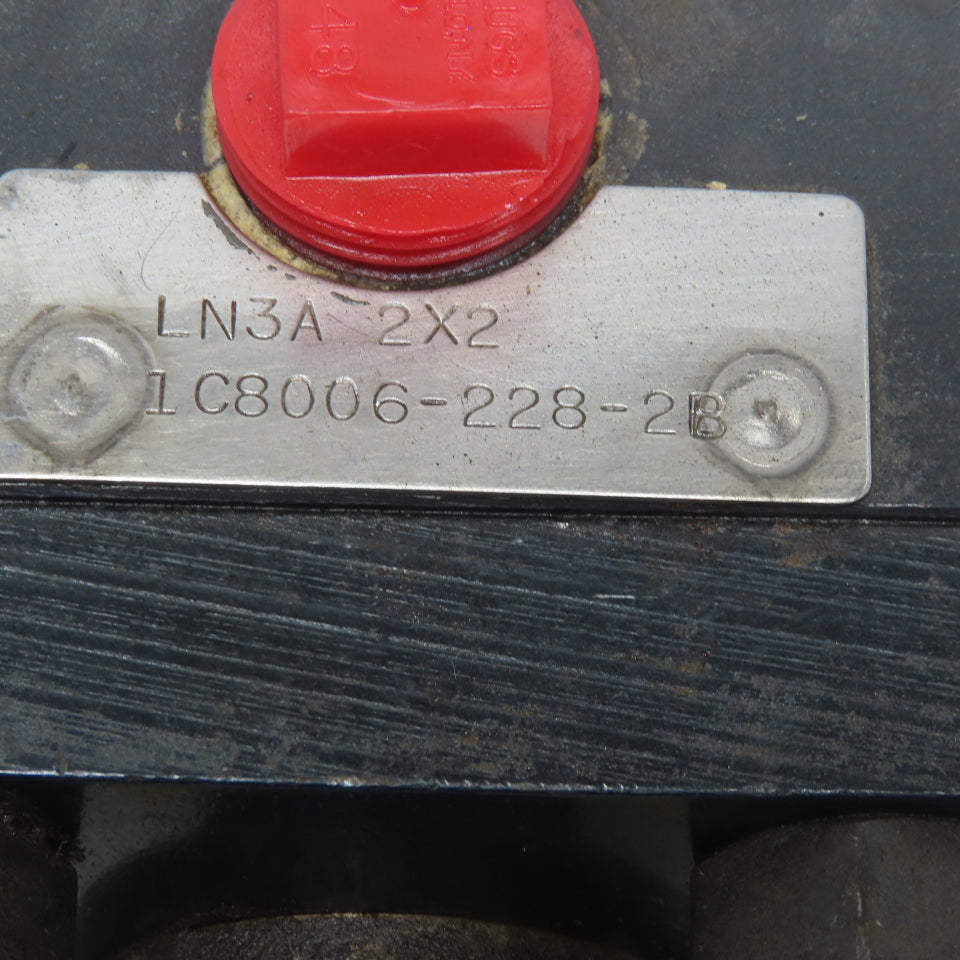 1C80006-228-2B LN3A 2x2 Tie Rod Hydraulic Cylinder 2" Stroke 2" Bore 1" Rod