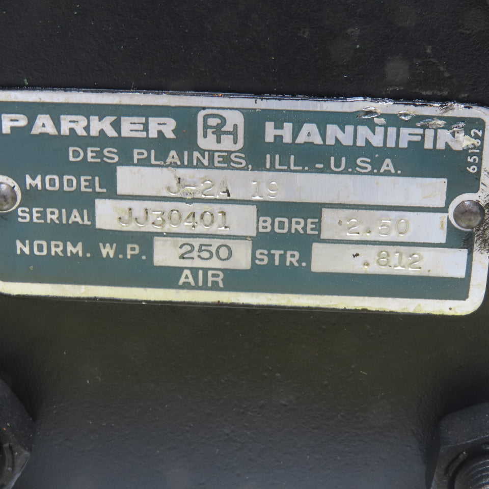 Parker J-2A 19 Pneumatic Air Cylinder 2-1/2" Bore 0.812" Stroke 250PSI