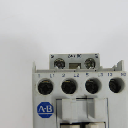 Allen Bradley 100-C09Z*10 Ser A 25A 600VAC Contactor 24VDC Coil 2-7.5HP