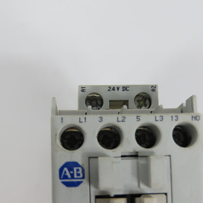 Allen Bradley 100-C09Z*10 Ser A 25A 600VAC Contactor 24VDC Coil 2-7.5HP