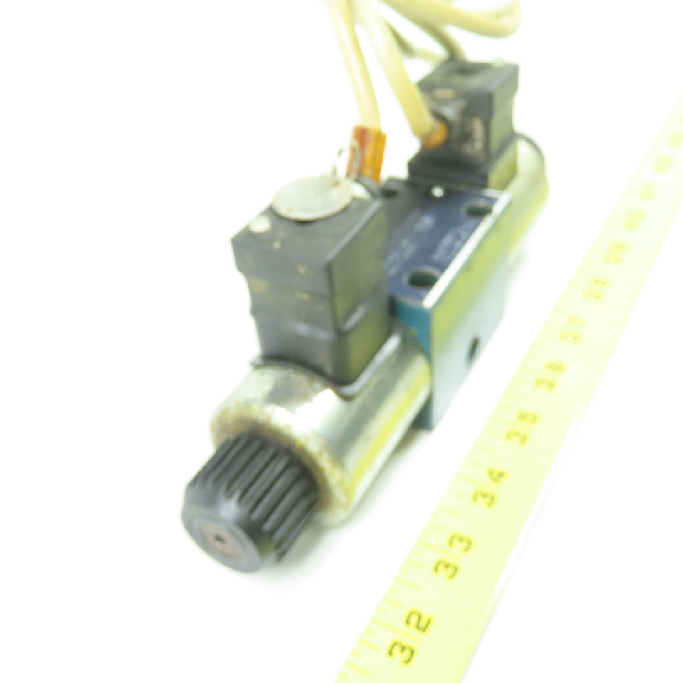 Bosch 0 810 092 113 Directional Hydraulic Control Valve 24VDC Coil 250 Bar