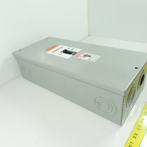 Siemens E2N1S Circuit Breaker Enclosure W/ED63B070 3-Pole 70A 600V Breaker