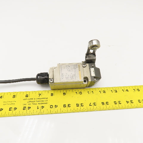 Omron D4A-2918N 600V Cam Roller Limit Switch