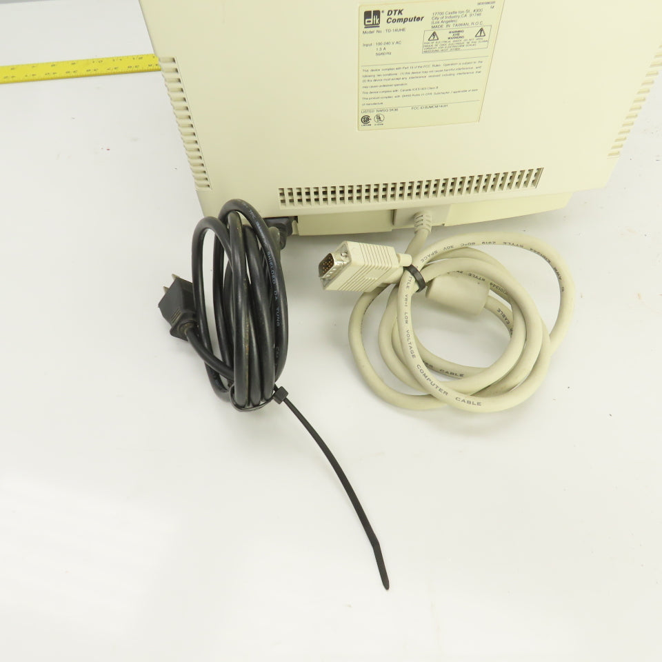 DTK TD-14UHE Vintage Computer Monitor Display 100-240VAC