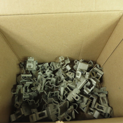 Caddy 6M24 Conduit/Pipe to Flange Clip For 3/8" EMT Or Rigid To 1/8"-1/4" Flange