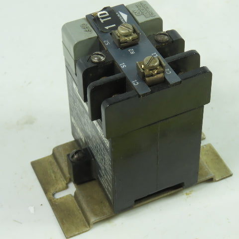 Allen Bradley 852S-A Ser F Solid State Timer Module 120V Line 300V Max Output