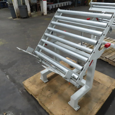 32" x 32" Pneumatic Packaging Case Tiltable Ergonomic Table 45° W/ Rollers