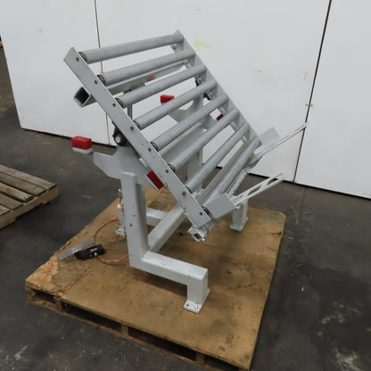 32" x 32" Pneumatic Packaging Case Tiltable Ergonomic Table 45° W/ Rollers