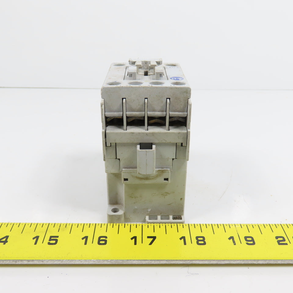 Allen Bradley 100-C09*10 Ser A C09 Contactor 600VAC Max W/ 24V 50/60HZ Coil
