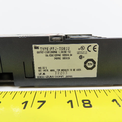 Idec PFJ-T081U 8-Relay Output Module 120/240VAC Output