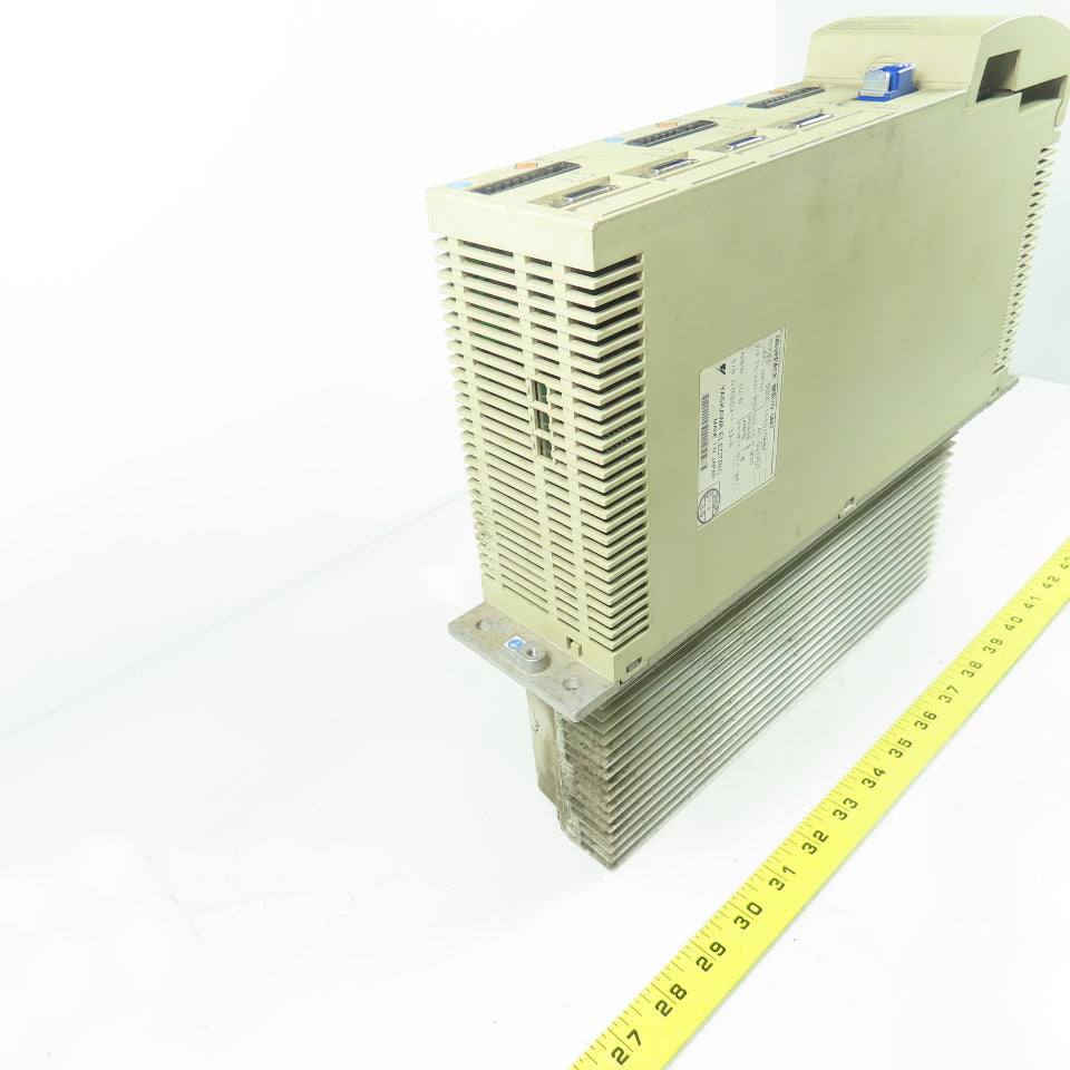 Yaskawa SGDC-101010ARA Servo Drive Unit 280/330VDC In 230VAC Out 3Ph 7.6A 1KW
