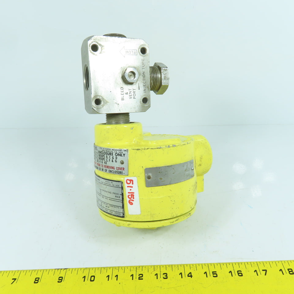 Fluid Components FR70-4/ 1/4" IT/1/4'/2.5" Flow Control Switch 115VAC