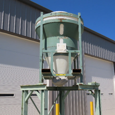 Approx. 900Lbs. Dry Bulk Material Hopper Manual Dispenser Fork Pockets