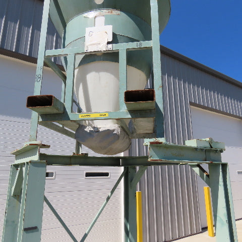 Approx. 900Lbs. Dry Bulk Material Hopper Manual Dispenser Fork Pockets