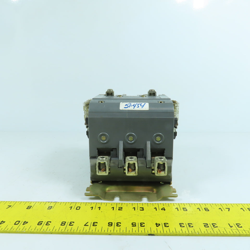 Furnas 40HP32A Nema Size 3 90A 600VAC Contactor 50HP 120V Coil