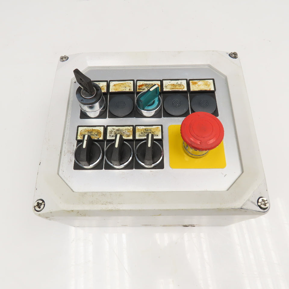 600V Max Operator Control Switch Box E-Stop Selector Switch Keyed Selector