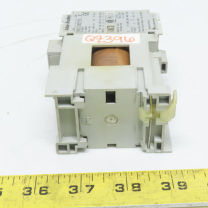 Allen Bradley 100-C16D*10 Ser B Contactor 24V Coil 600V 30a