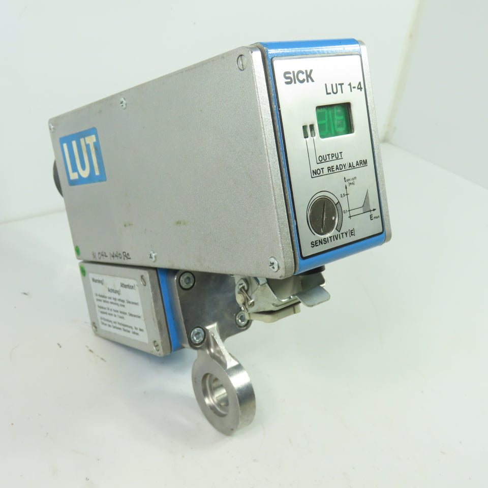 Sick LUT1-450 Luminescence Sensor W/Lens 18-30VDC P=17W 300mm Range