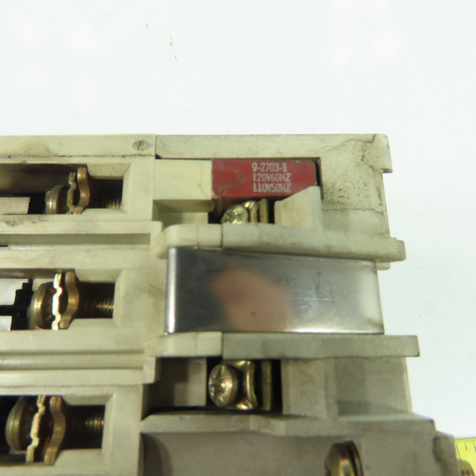 Cutler Hammer AN16DN0 600VAC Contactor 27A 3Ph 10Hp Size 1 Series B1 120V Coil
