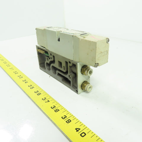 Numatics 122BB5R2MN00061 150PSI 4-Way Solenoid Pneumatic Valve Manifold 24VDC
