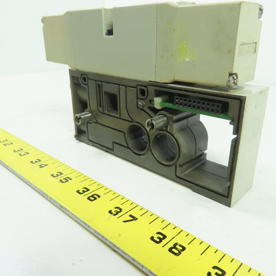 Numatics 122BB5R2MN00061 150PSI 4-Way Solenoid Pneumatic Valve Manifold 24VDC