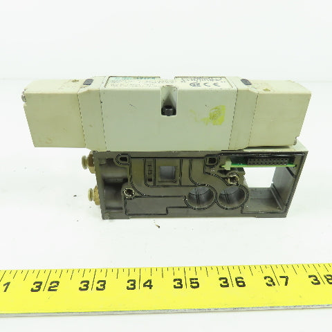 Numatics 122BB4Z2MN00061 150PSI 2/4Way Solenoid Pneumatic Valve Manifold 24VDC