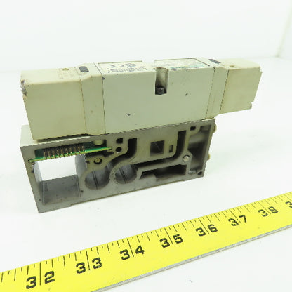 Numatics 122BB4Z2MN00061 150PSI 2/4Way Solenoid Pneumatic Valve Manifold 24VDC