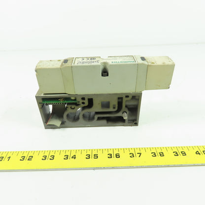 Numatics 122BB400M000061 150PSI 4-Way Solenoid Pneumatic Valve Manifold 24VDC