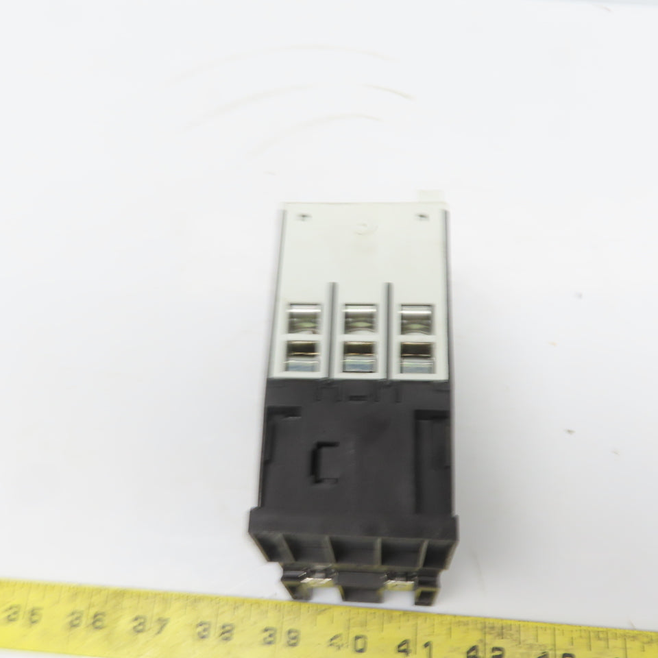 Moeller DIL M(C)40 Contactor 3 Pole 63 Amp 600V Max 24-27VDC Coil