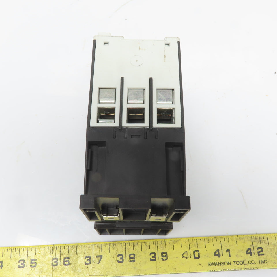Moeller DIL M(C)40 Contactor 3 Pole 63 Amp 600V Max 24-27VDC Coil