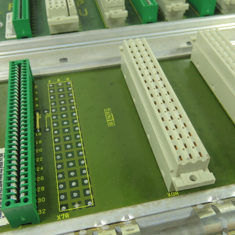 Siemens 6ES5 700-2LA12 Simatic S5 Base Card Rack