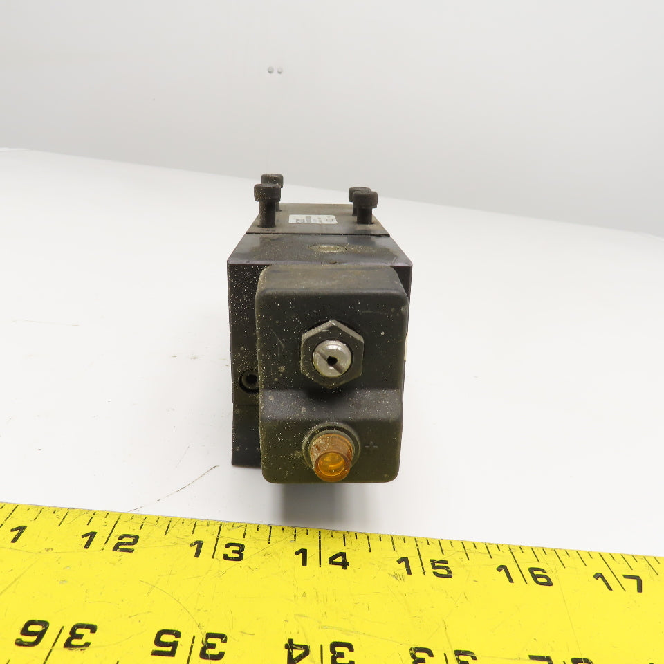 Parker 4510CHXXABAE53 Pneumatic Directional Valve Single Solenoid 120V Coil