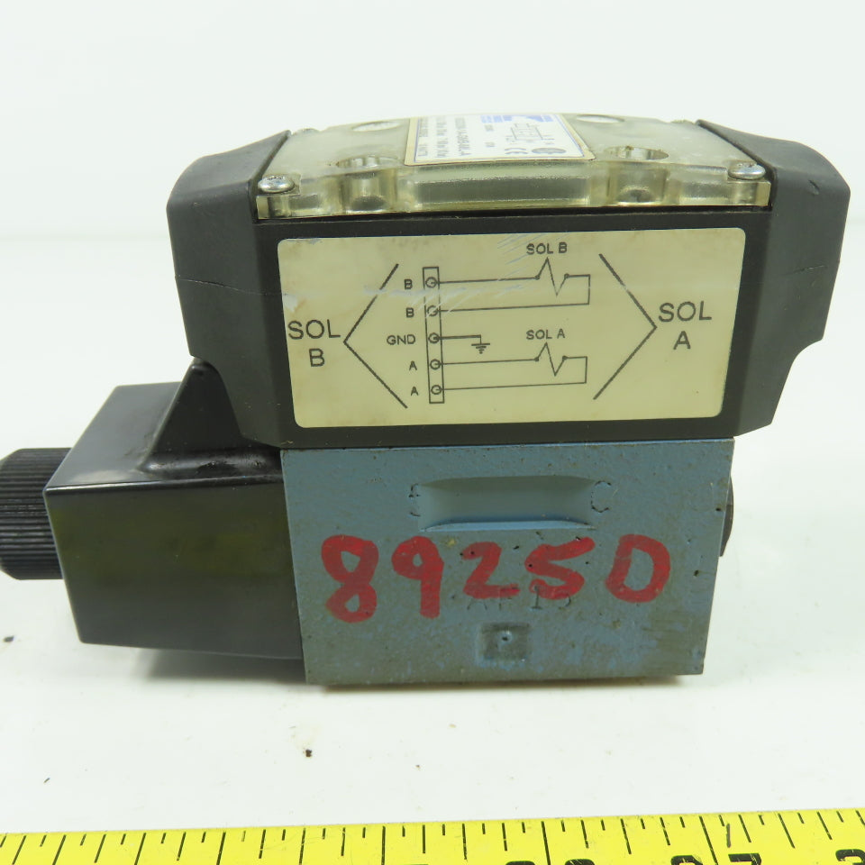 Continental VSD03M-1A-GMB-68L-A Hydraulic Directional Control Valve 120VAC