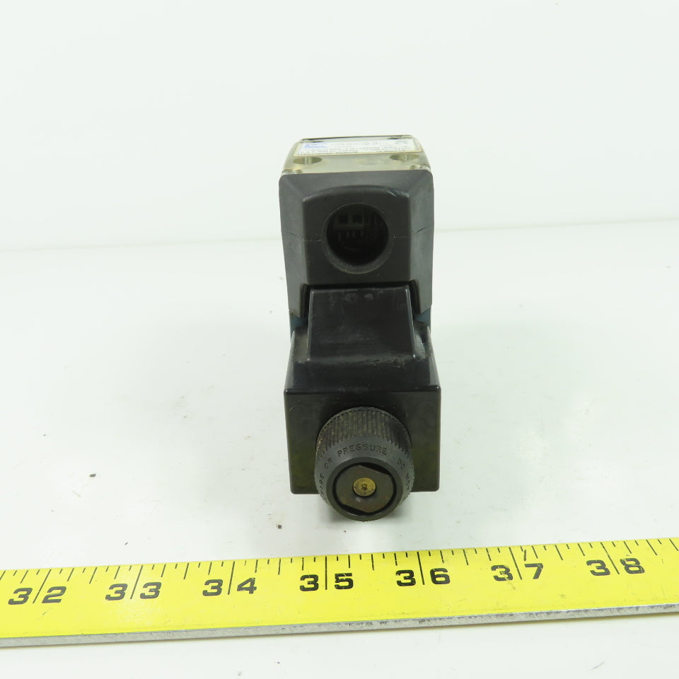 Continental VSD03M-1A-GMB-68L-A Hydraulic Directional Control Valve 120VAC