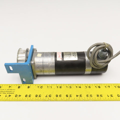 Tucker SGM65/85-6 110V 290mA 1000/10 RPM Geared Synchronous Motor