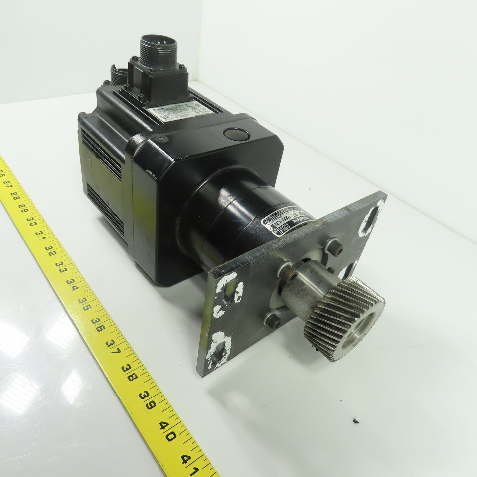 Delta ECMA-E21310RS AC Servo Motor 110VAC 2000RPM W/Reducer VRSF-8C-1000-LN