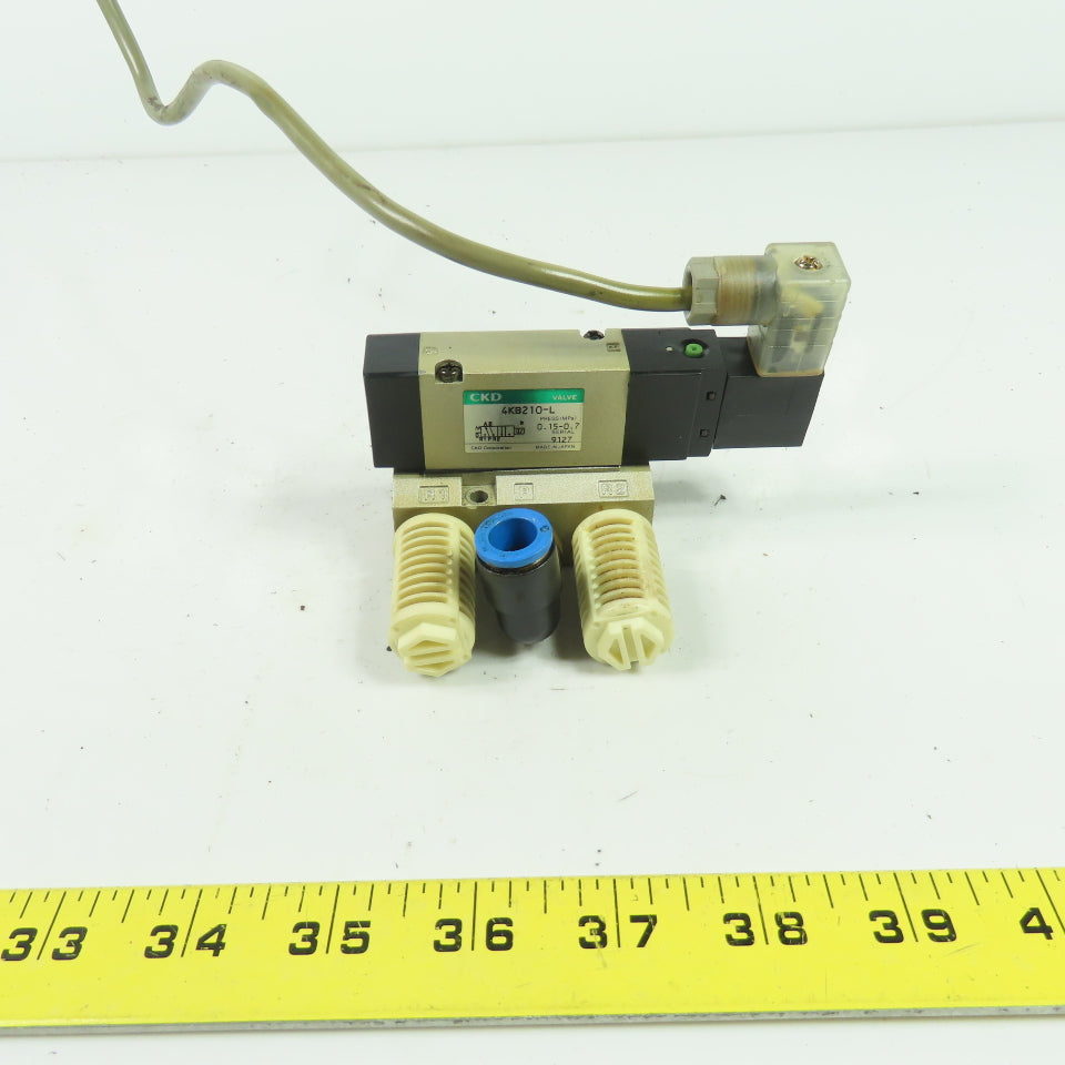 CKD 4KB210-L Pneumatic Solenoid Valve 24VDC 0.15-0.7 Mpa