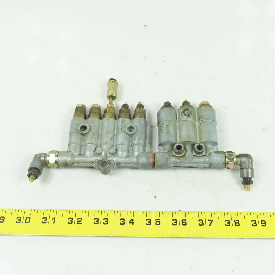 R355-551 W/393-531 8-Port Lubrication Distribution Manifold