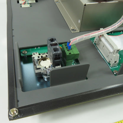 Syntec F01-6A-4012-ME 6MA CNC Controller Panel Input 18-32VDC