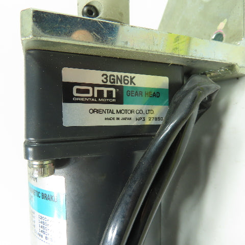 Oriental Motor 3RK15GN-AWM 110V AC Magnetic Brake Motor 0.4A W/3GN6K Gearhead