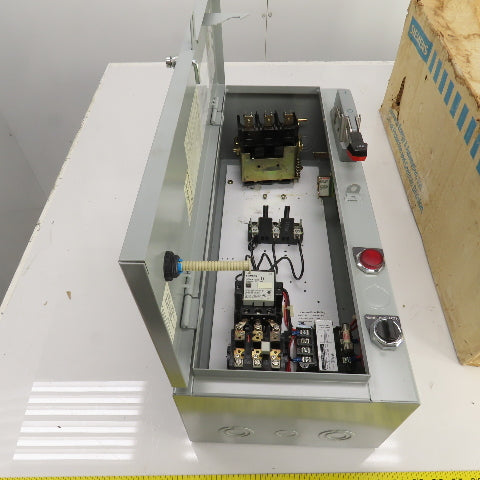 Siemens SCF B10 Size 0 Combination Motor Starter 3-5HP 18A 600VAC(Needs Repair)