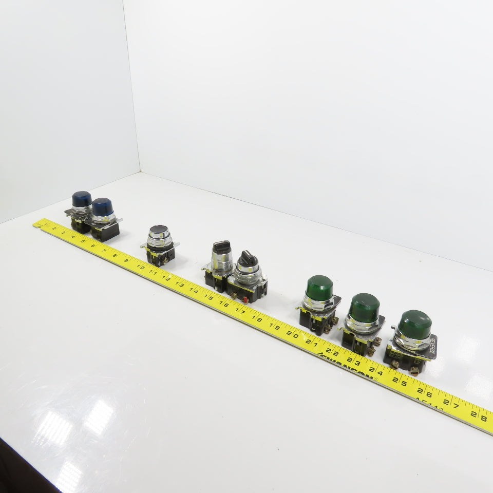 Cutler Hammer 10250T Misc Indicators, Push Button, & 2-Position Switches Lot/8