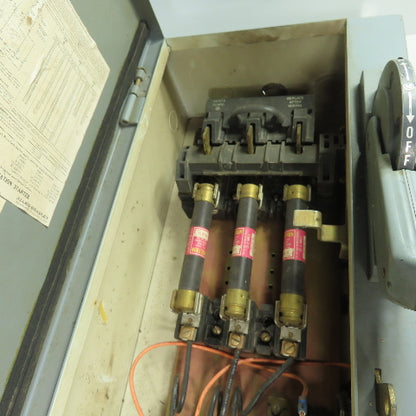 Allen Bradley 712-AACD24 Size0 600V Combination Motor Starter Disconnect 3Ph 5Hp
