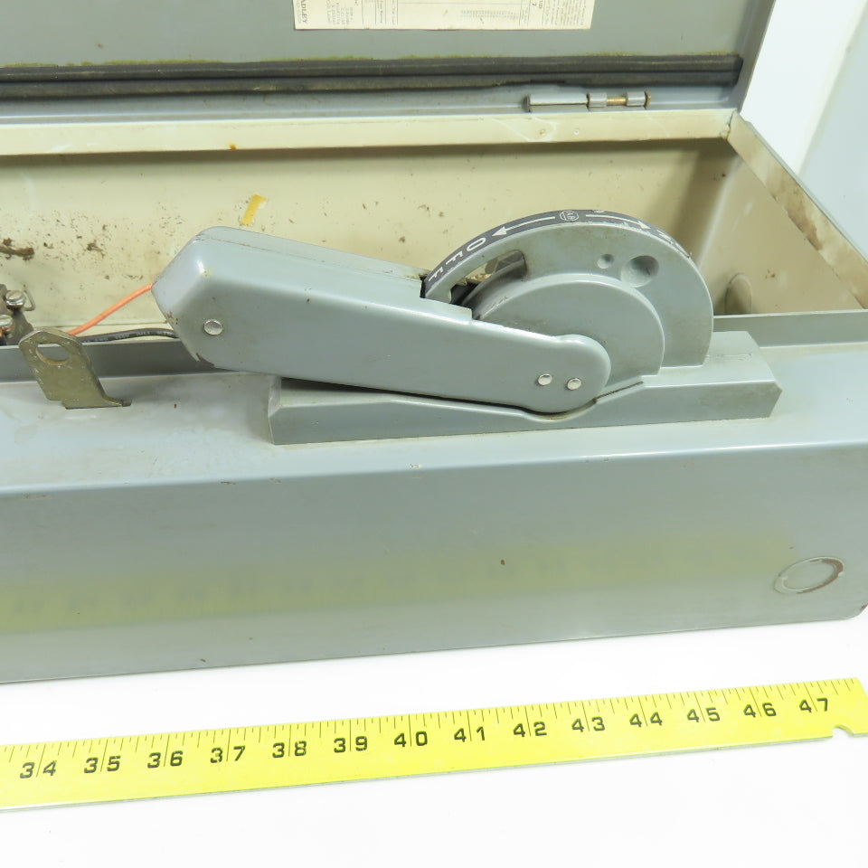 Allen Bradley 712-AACD24 Size0 600V Combination Motor Starter Disconnect 3Ph 5Hp