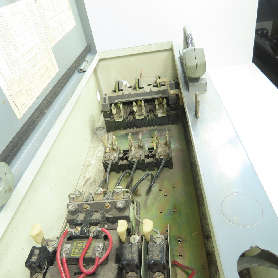 Allen Bradley 712-BAB24 Size 0 600V Combination Starter Disconnect 3Ph 10Hp