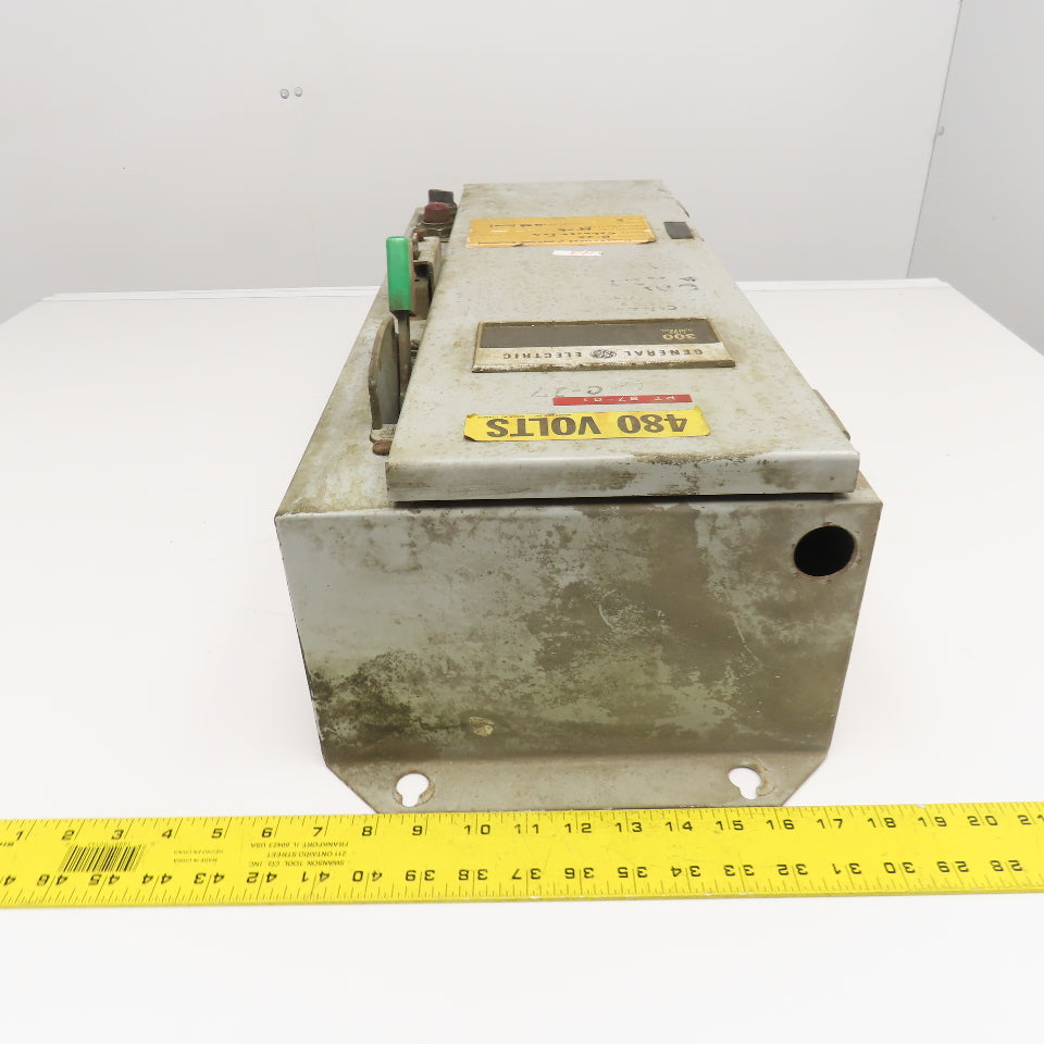 General Electric CR308 Size 0, 1 Combination Starter Disconnect 30A 600V Fused